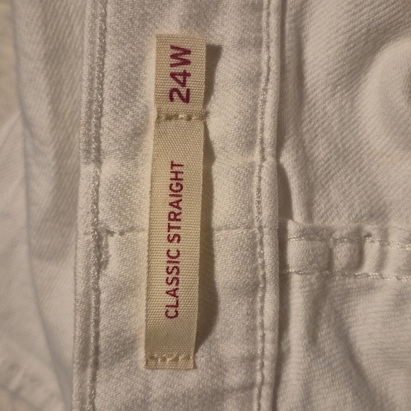 Levi's women's size 24W white classic straight mid rise white jeans, NWT - Picture 12 of 14